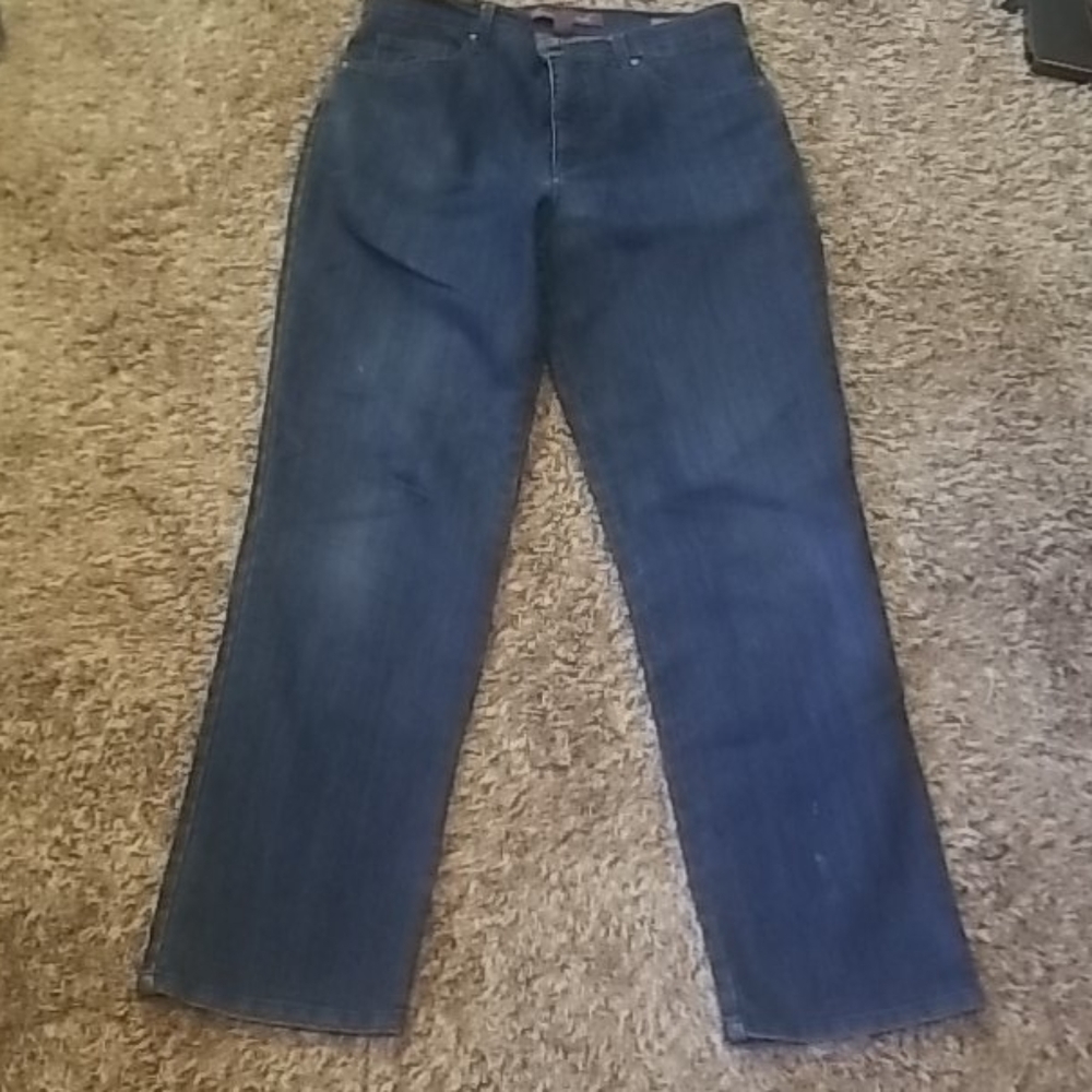Gloria Vanderbilt jeans